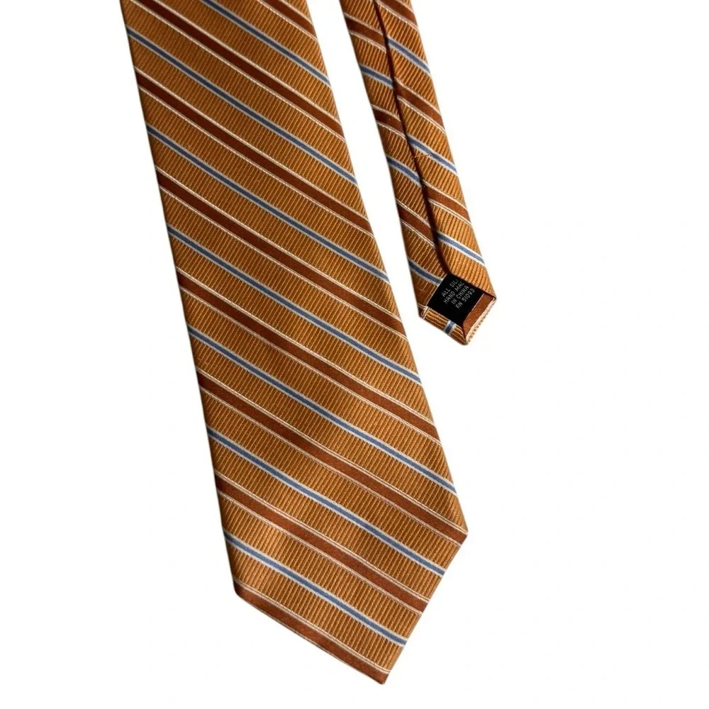 The Unbranded Brand mens silk